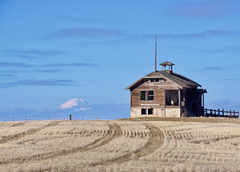 Old Schoolhouse in Oregon with View of Mount Hood